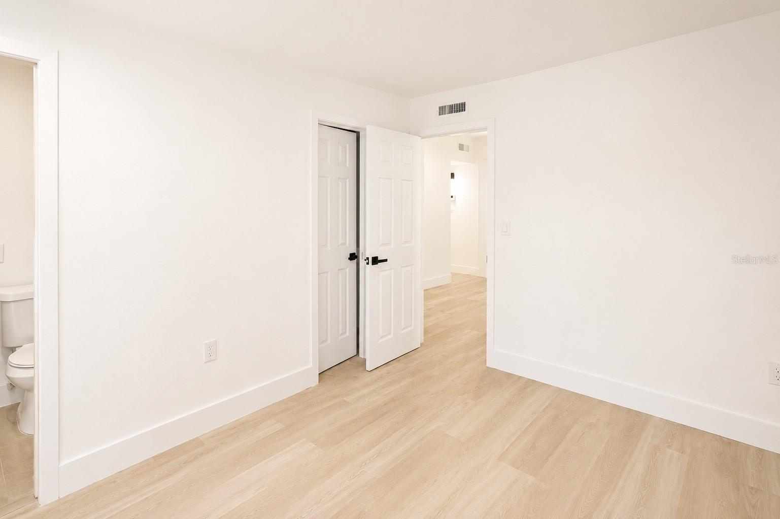 9001 82nd, Seminole, FL 33777