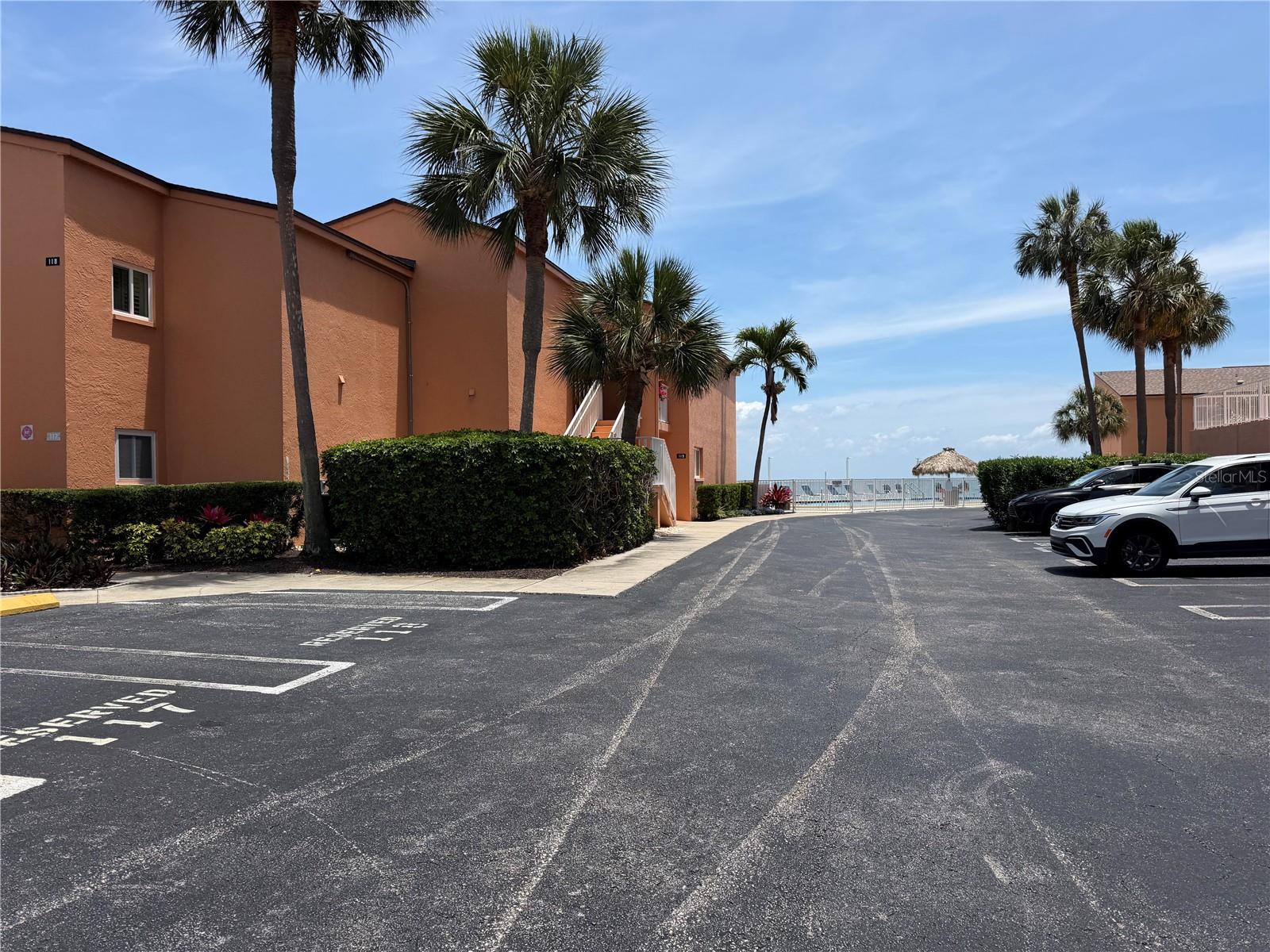 7400 Sunshine Skyway Unit 105, St Petersburg, FL 33711