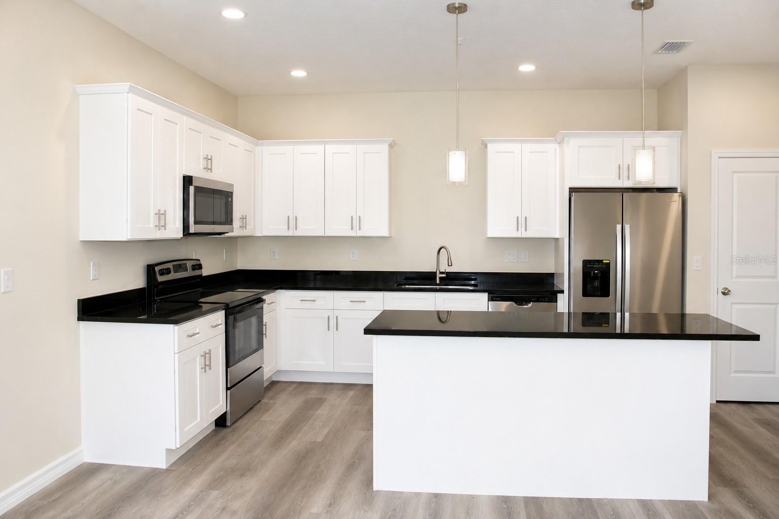 4343 Cambio Gardens, Tampa, FL 33610