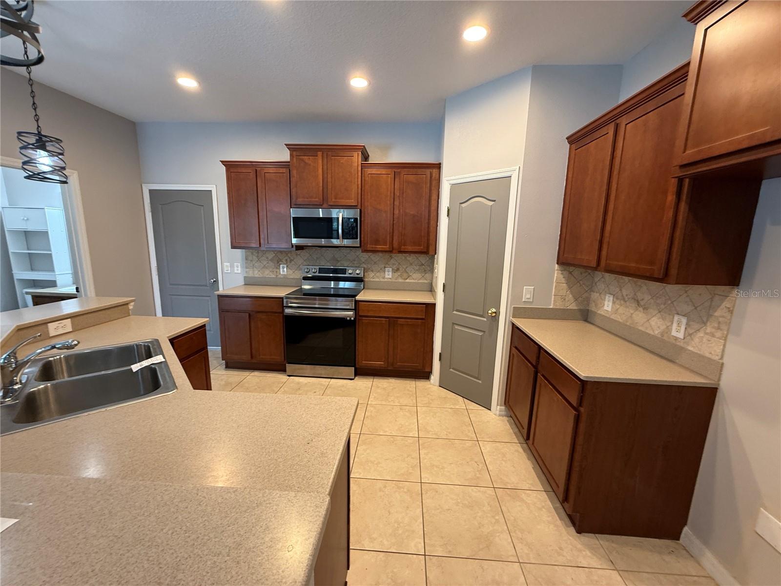 2260 Tradewinds, Kissimmee, FL 34746