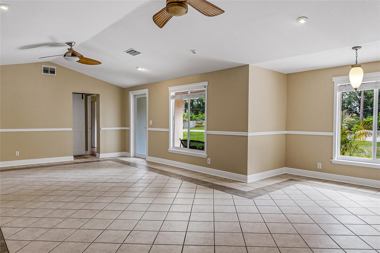8205 Westridge, Tampa, FL 33615