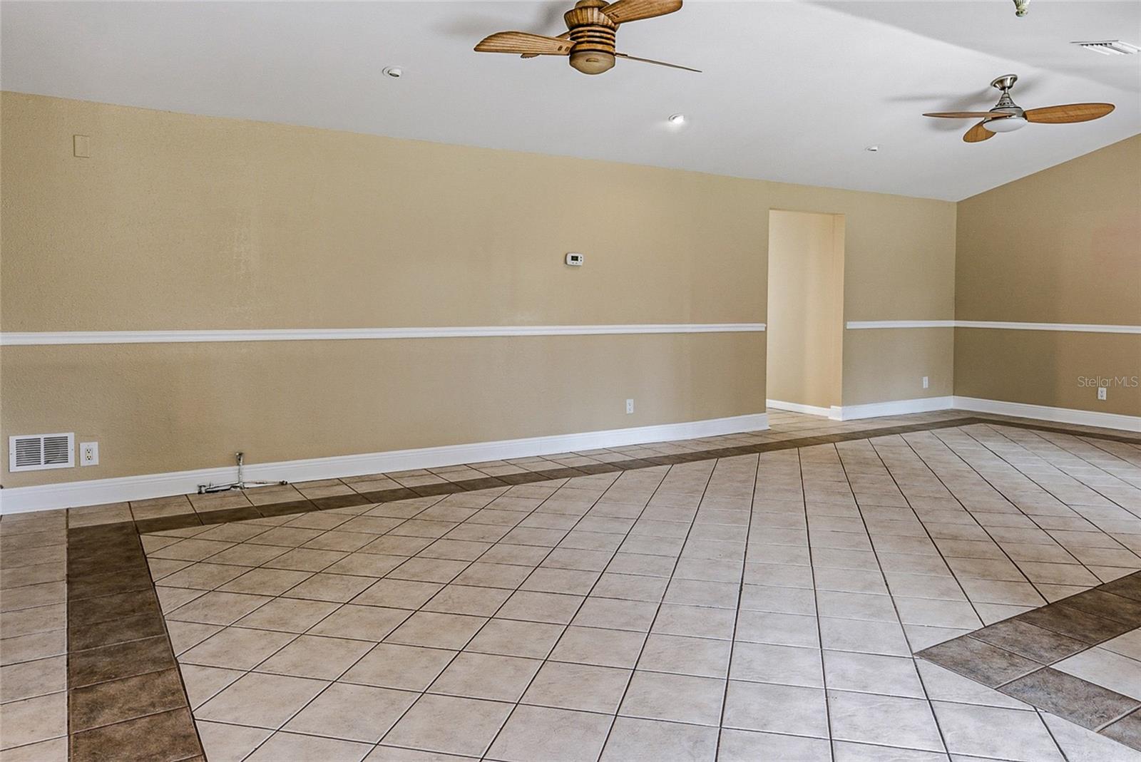 8205 Westridge, Tampa, FL 33615