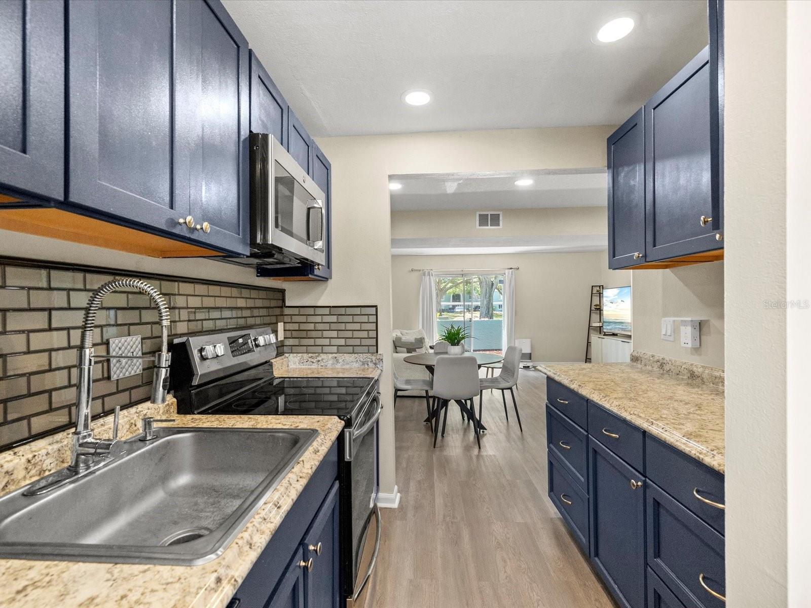 179 114th Unit 179, St Petersburg, FL 33716