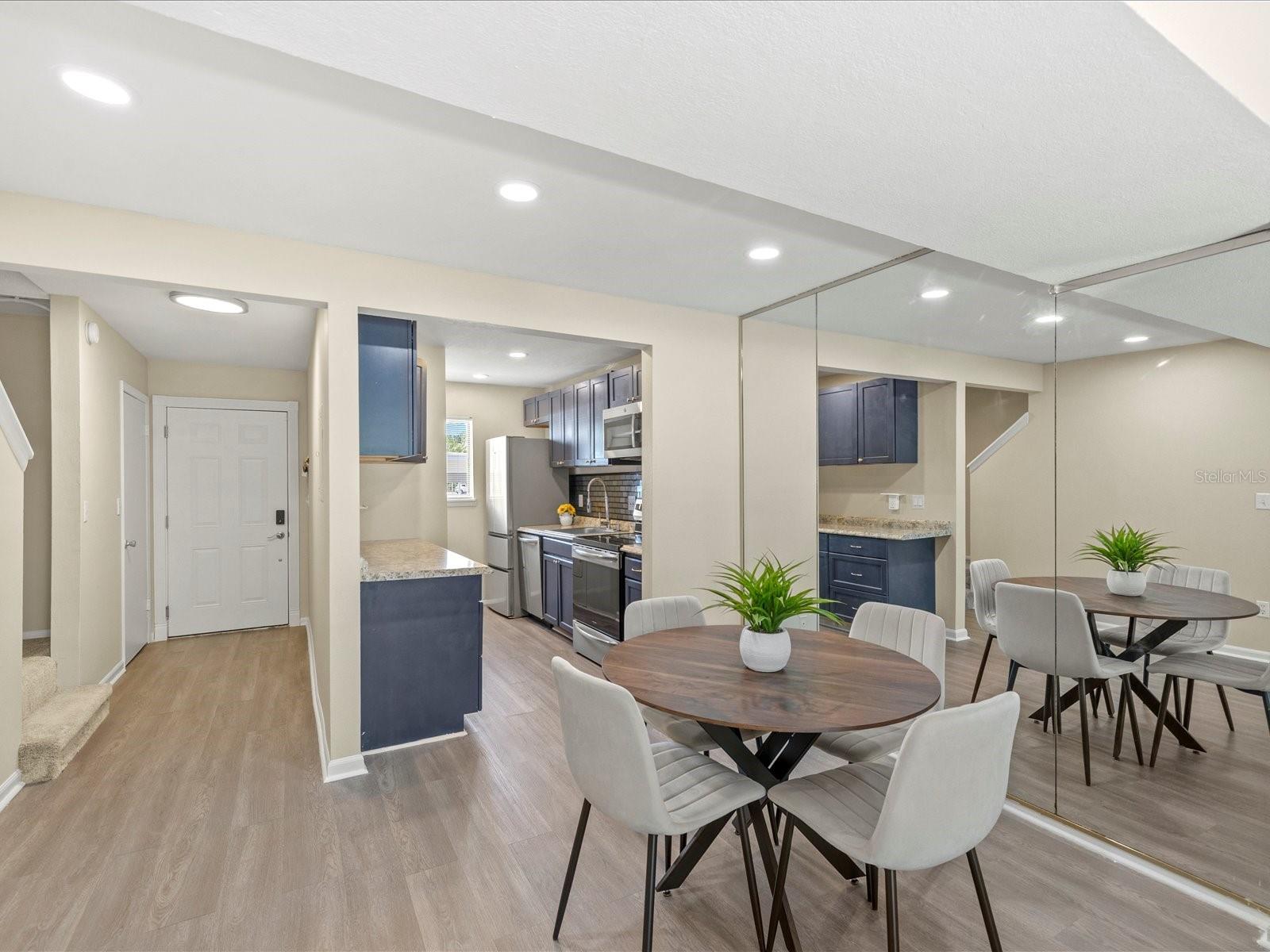 179 114th Unit 179, St Petersburg, FL 33716