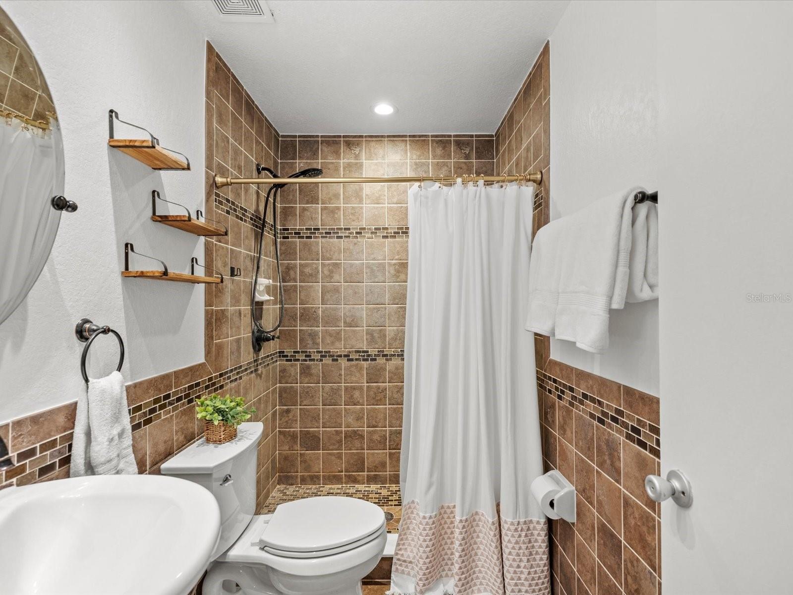 179 114th Unit 179, St Petersburg, FL 33716