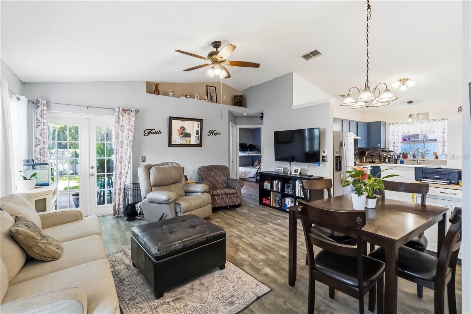 2200 Rose Brook, Orlando, FL 32817
