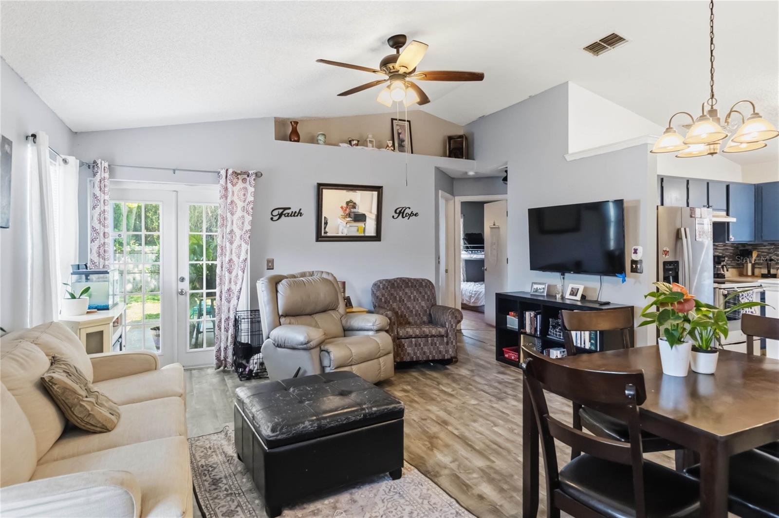 2200 Rose Brook, Orlando, FL 32817