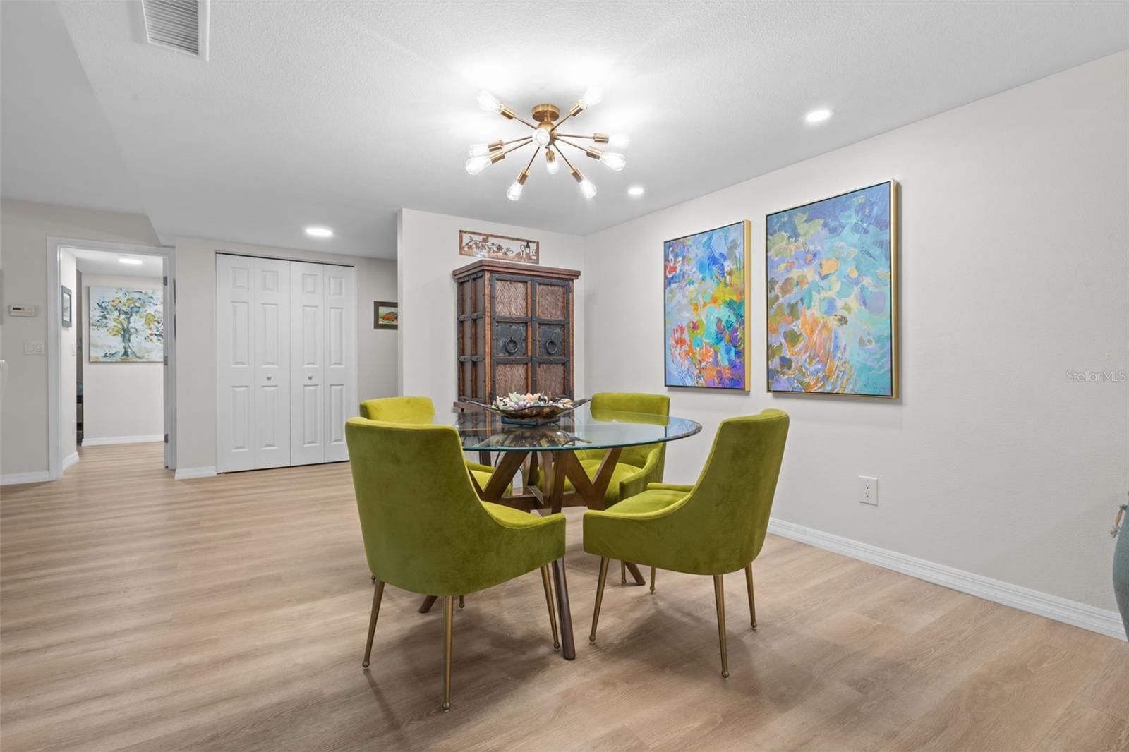 3021 Countryside Unit 21a, Clearwater, FL 33761