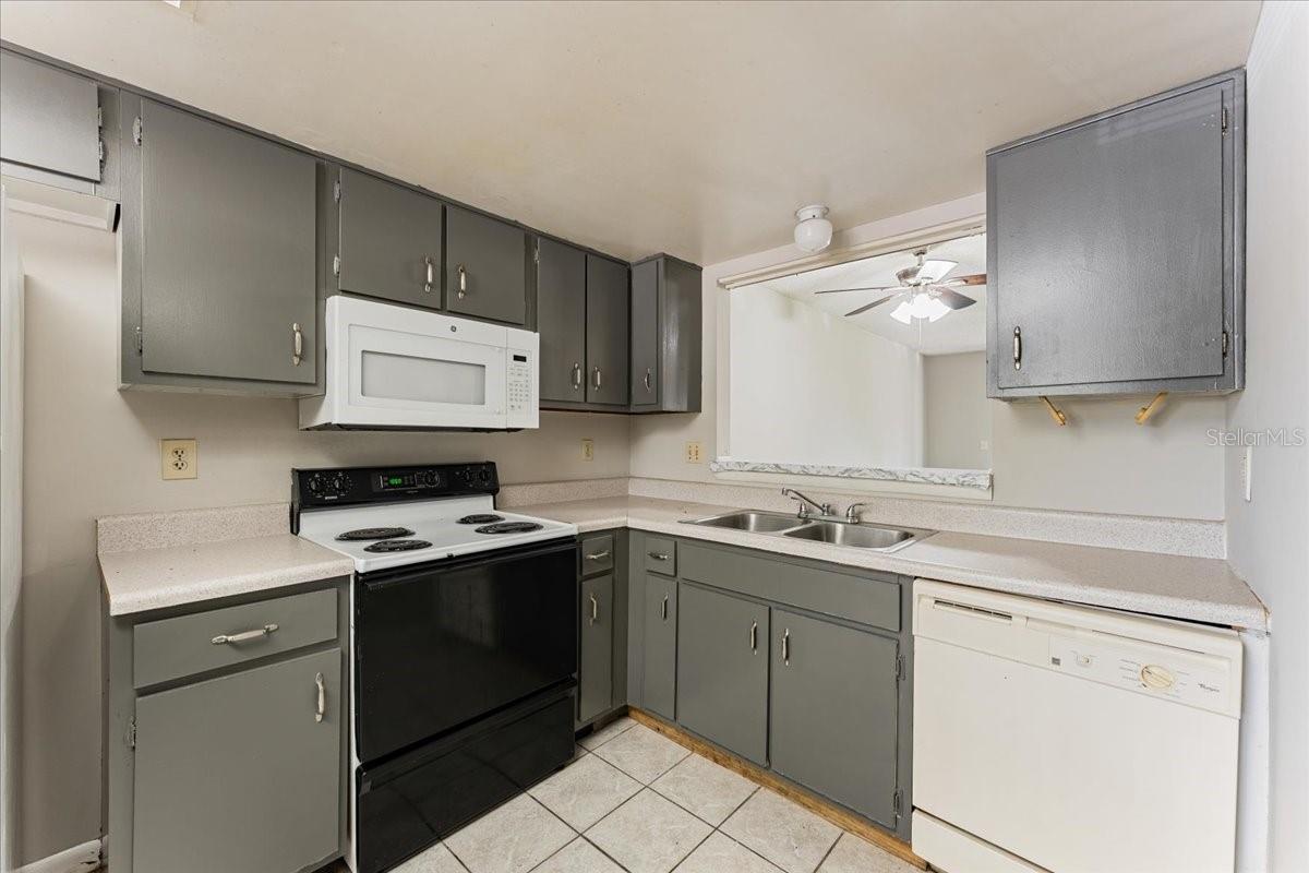 6332 Newtown Unit 32b5, Tampa, FL 33615