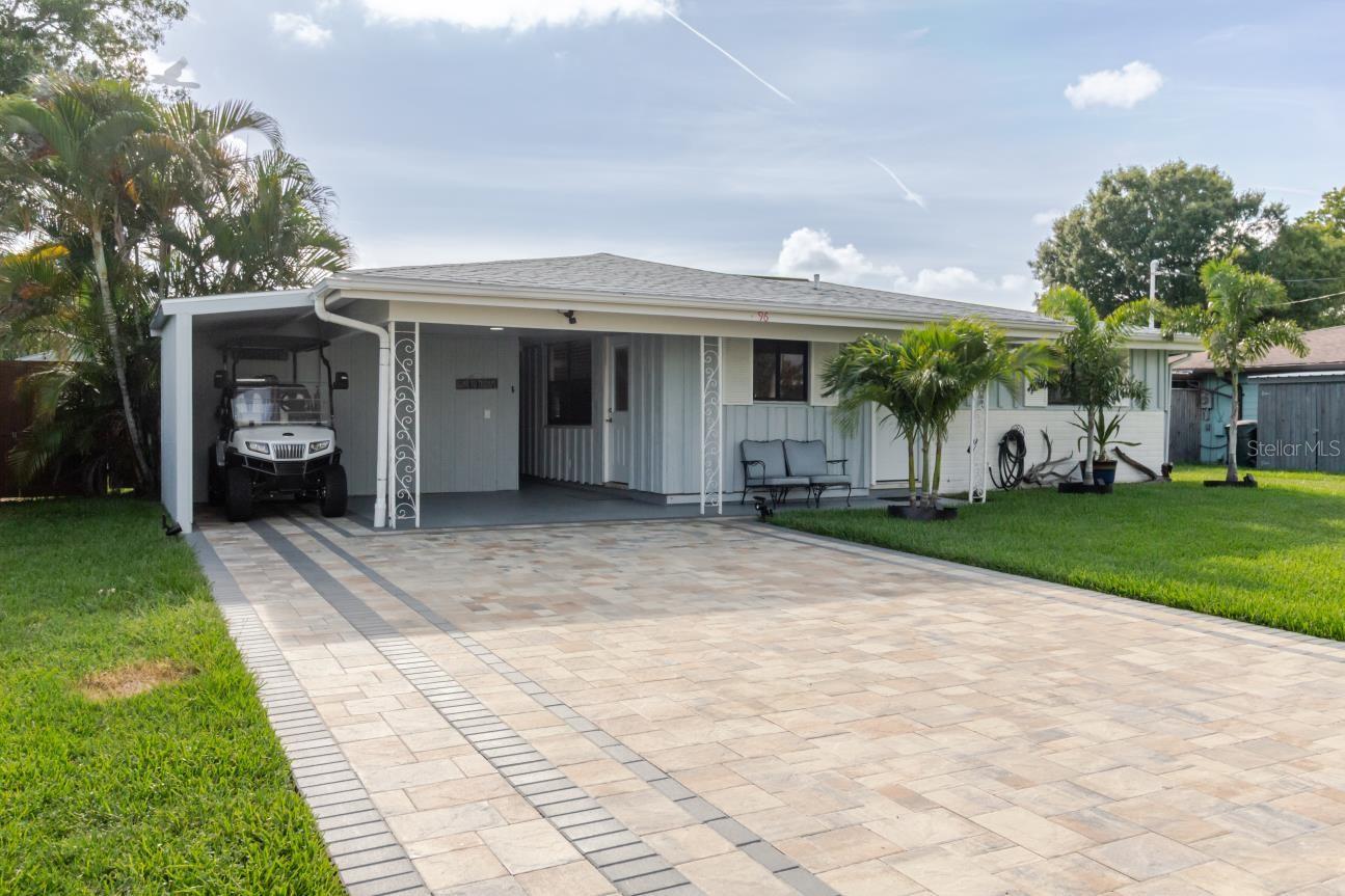 96 New York, Dunedin, FL 34698