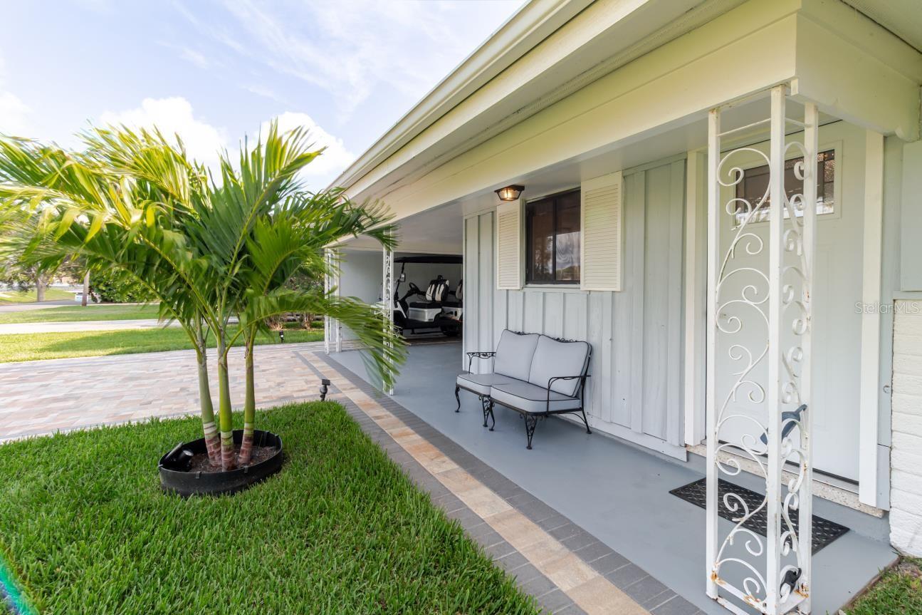 96 New York, Dunedin, FL 34698