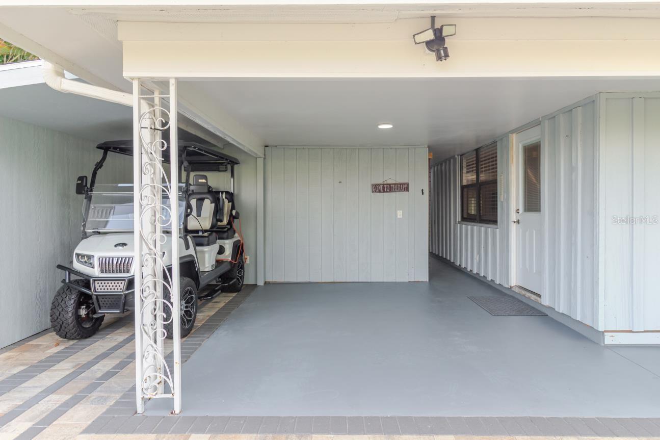 96 New York, Dunedin, FL 34698