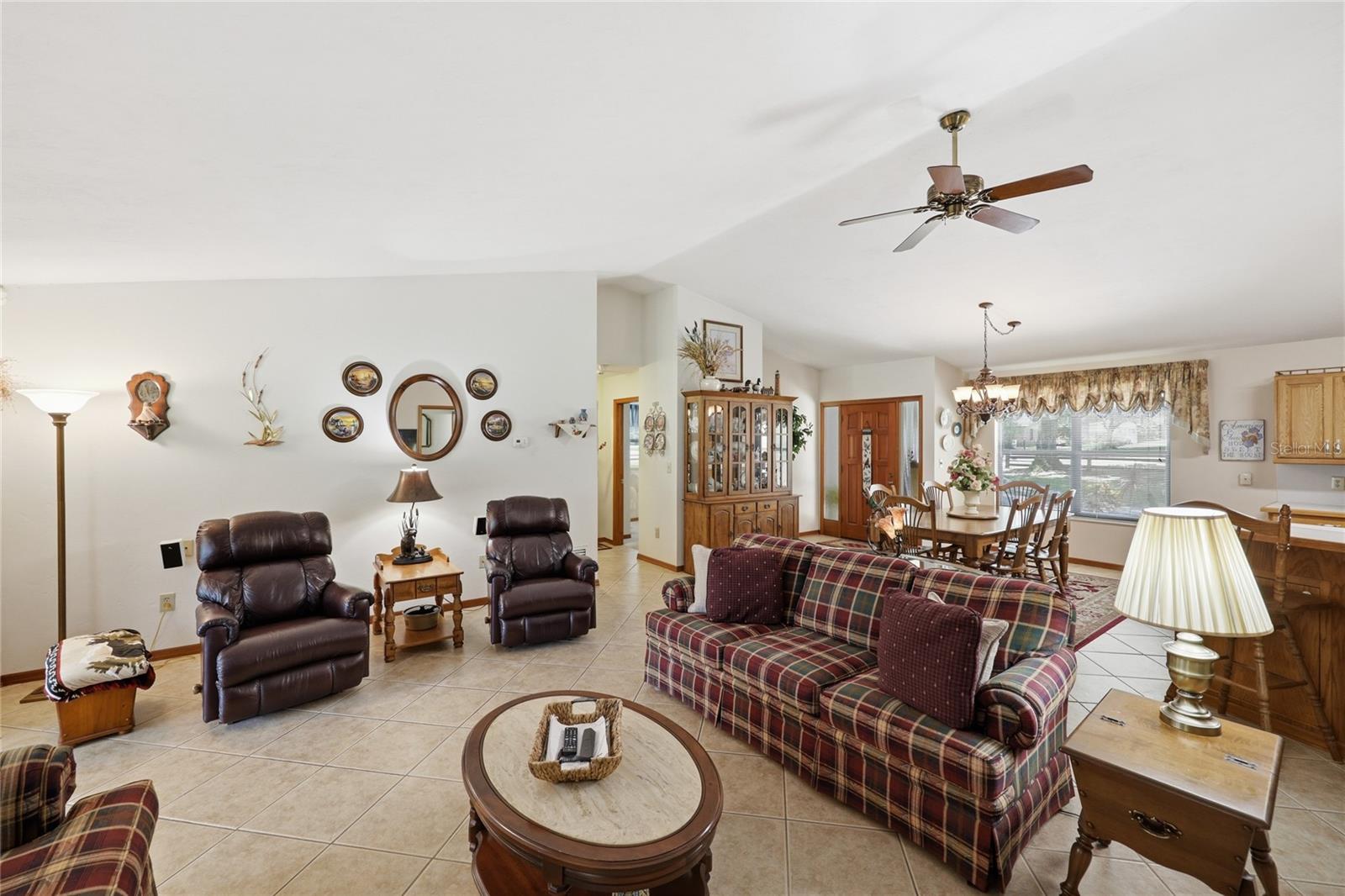 561 28th, Melrose, FL 32666