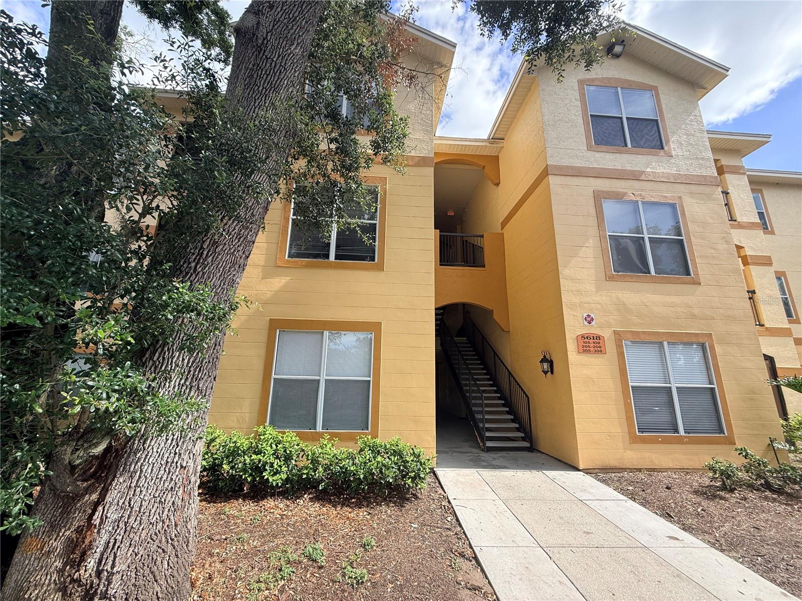5618 Pinnacle Heights Unit 305, Tampa, FL 33624