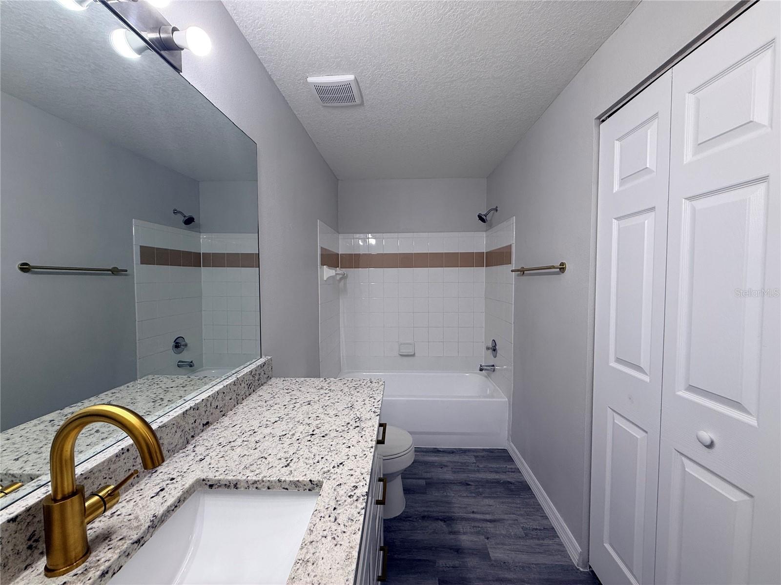 5618 Pinnacle Heights Unit 305, Tampa, FL 33624