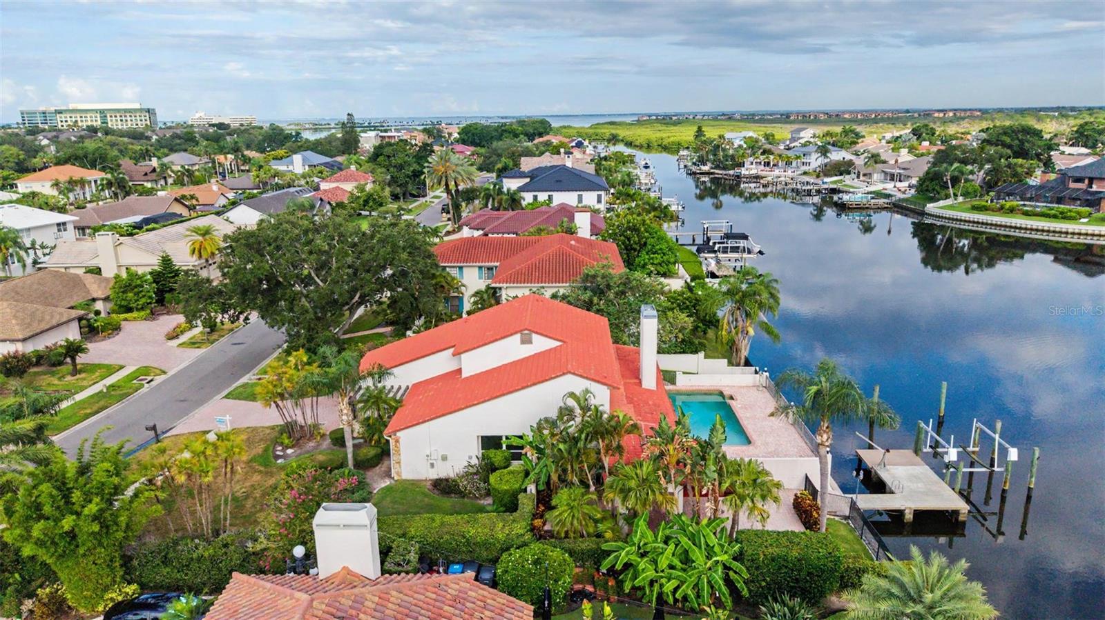 7011 Pelican Island, Tampa, FL 33634