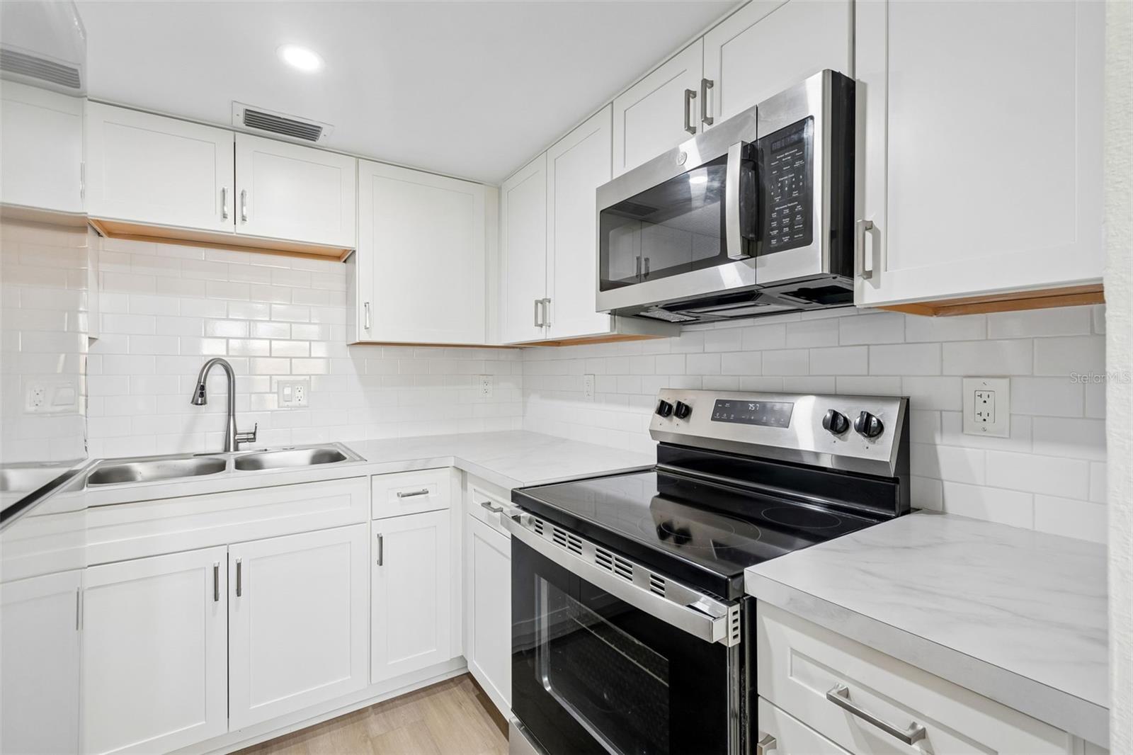8101 11th Unit 125, St Petersburg, FL 33702