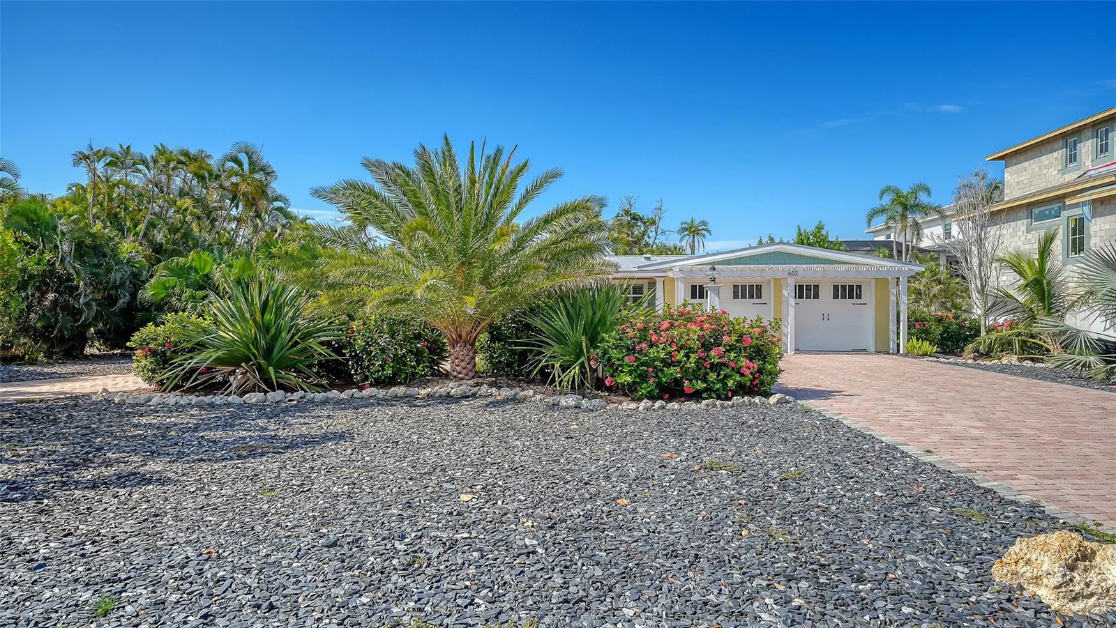 602 Buttonwood, Longboat Key, FL 34228