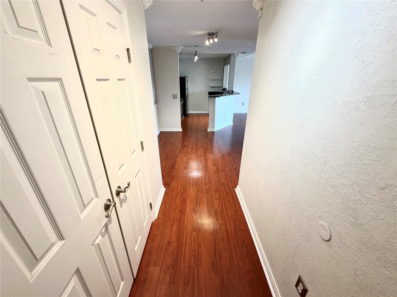 18001 Richmond Place Unit 533, Tampa, FL 33647