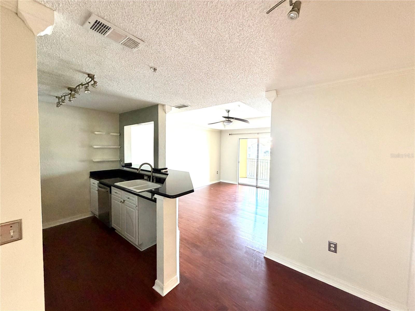 18001 Richmond Place Unit 533, Tampa, FL 33647