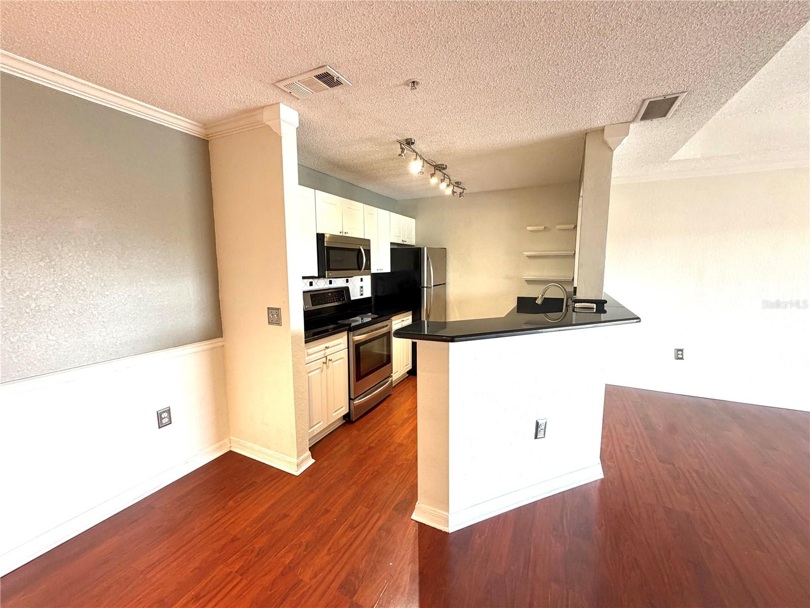 18001 Richmond Place Unit 533, Tampa, FL 33647
