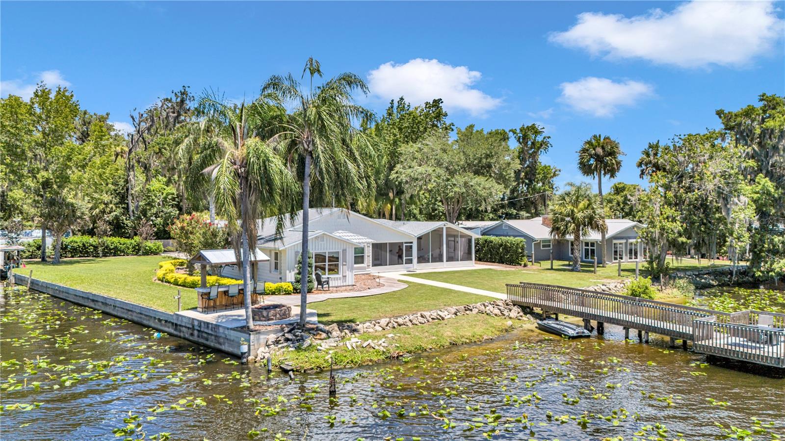 1645 Spring Garden, Astor, FL 32102