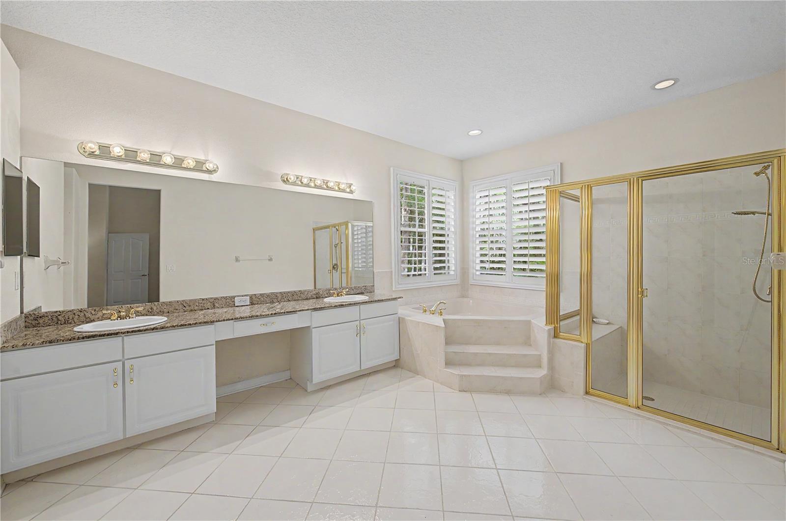 18615 Chemille, Lutz, FL 33558