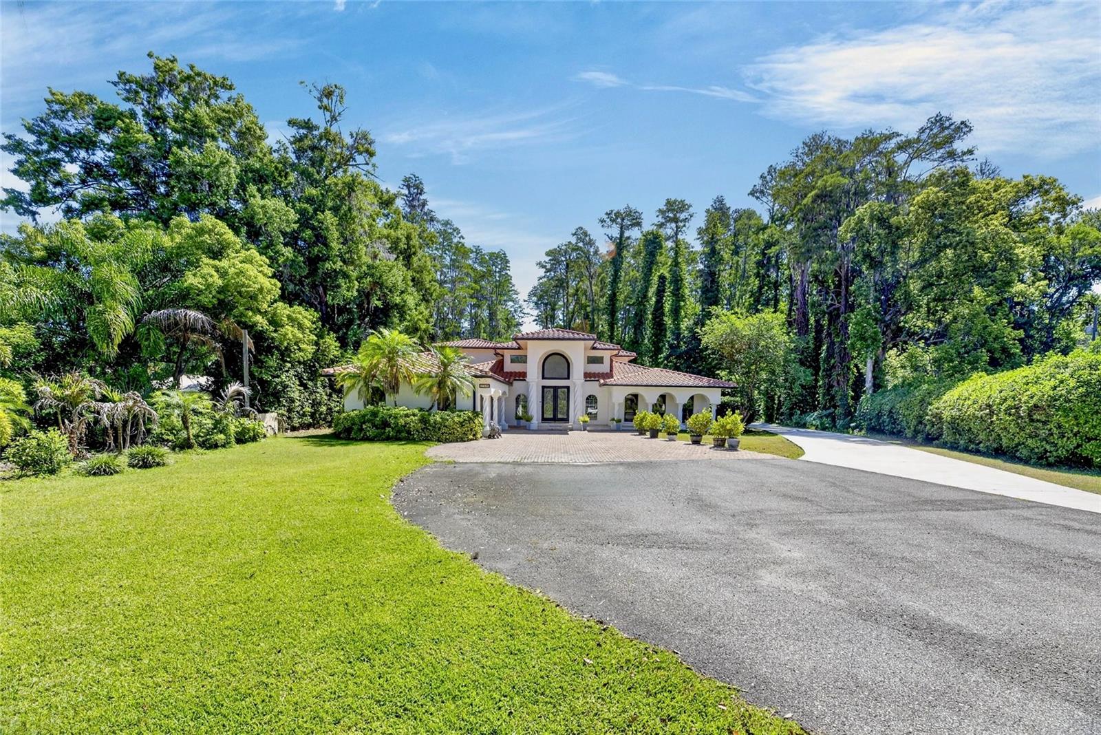 17309 Linda Vista, Lutz, FL 33548