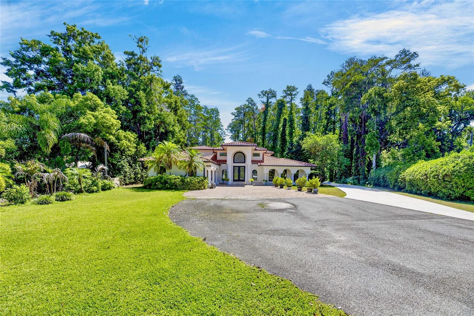 17309 Linda Vista, Lutz, FL 33548