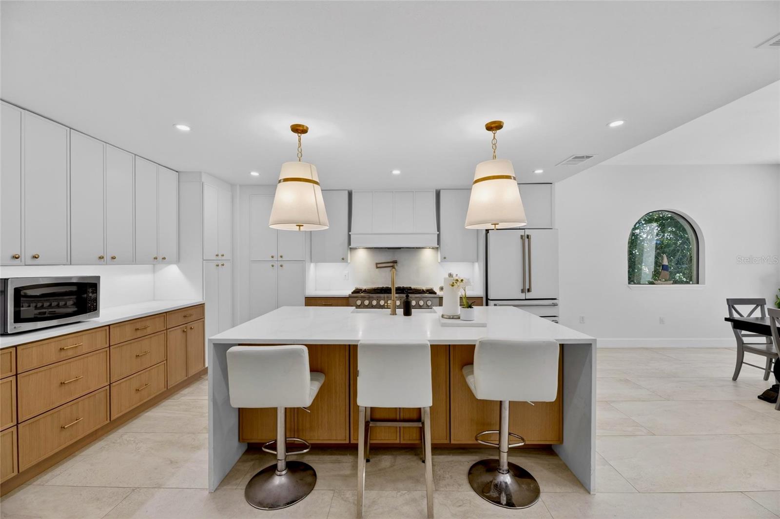 17309 Linda Vista, Lutz, FL 33548