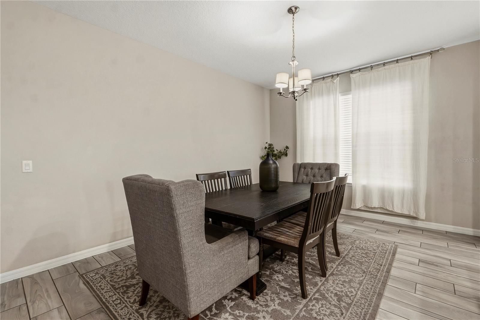 205 Aberdeen, Davenport, FL 33896