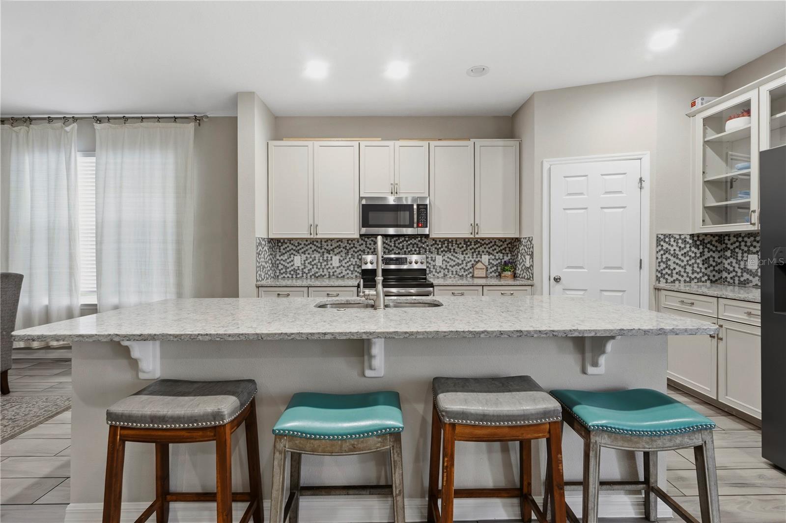 205 Aberdeen, Davenport, FL 33896