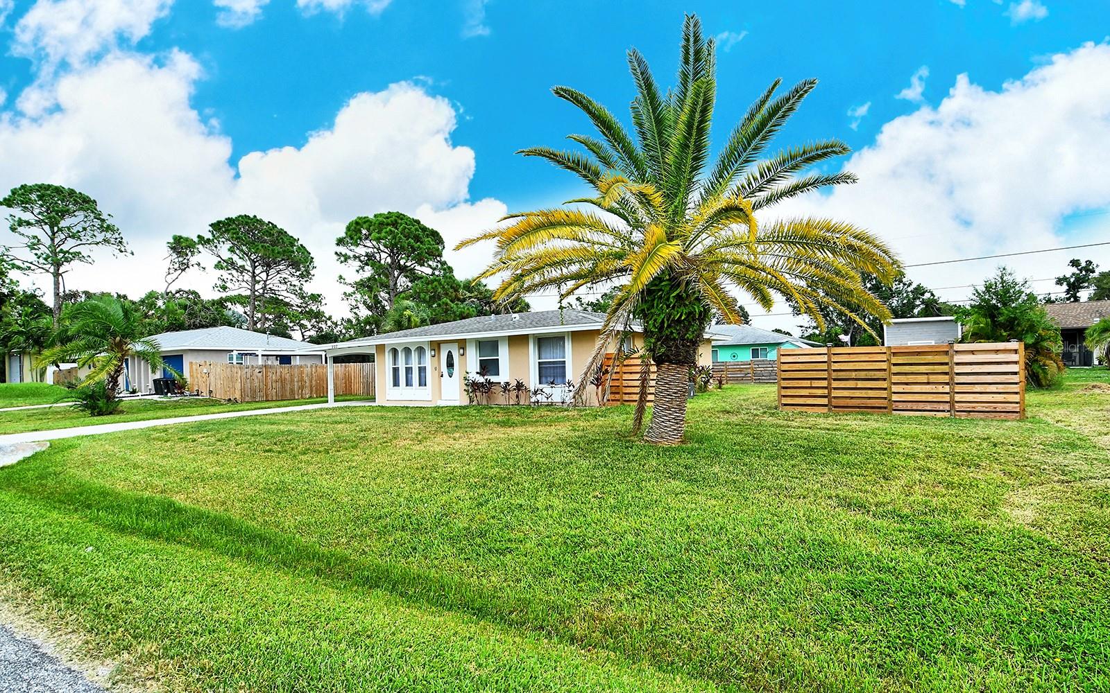 307 Southland, Venice, FL 34293