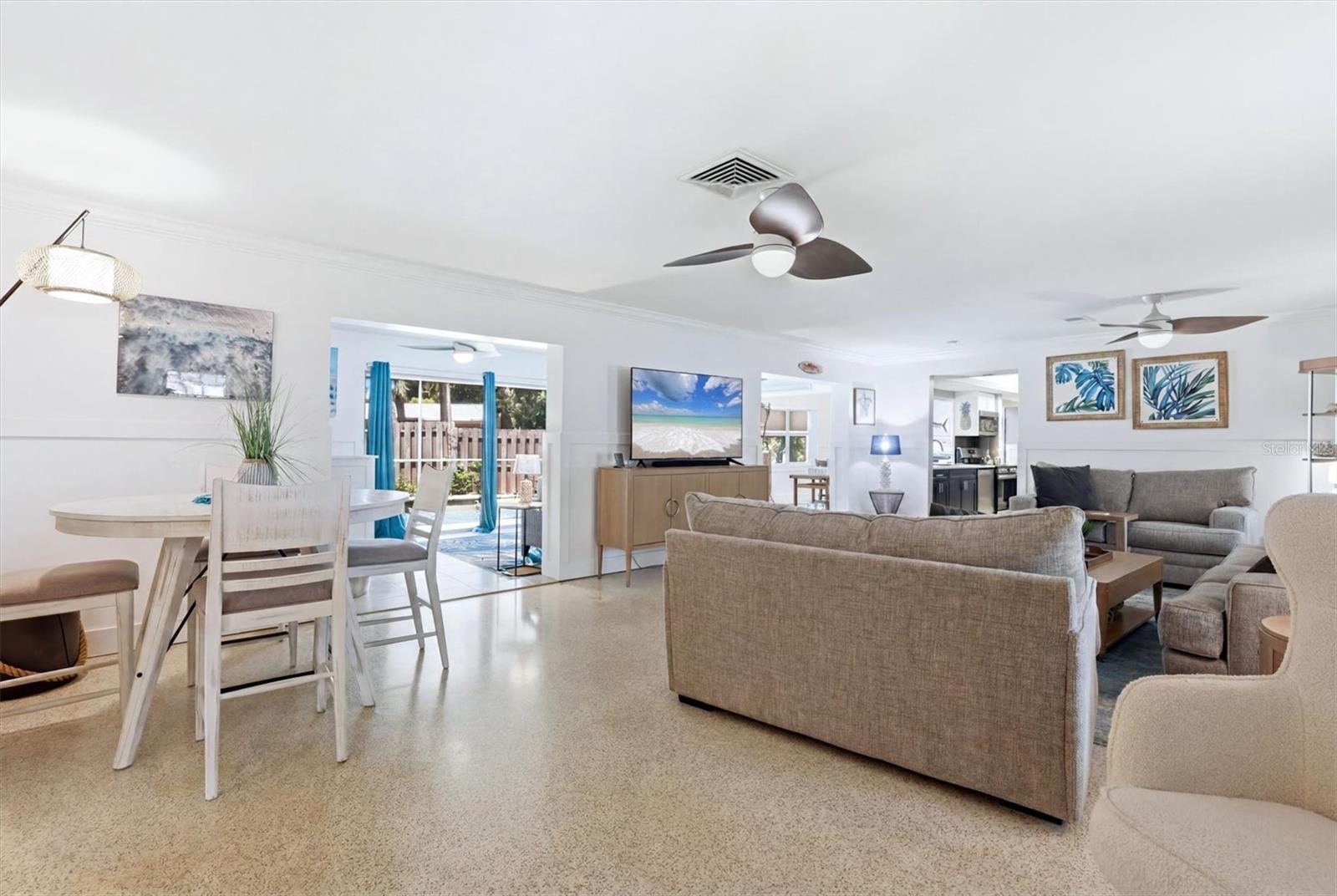 5128 Oxford, Sarasota, FL 34242