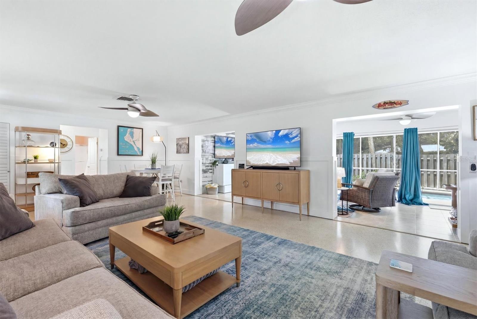 5128 Oxford, Sarasota, FL 34242