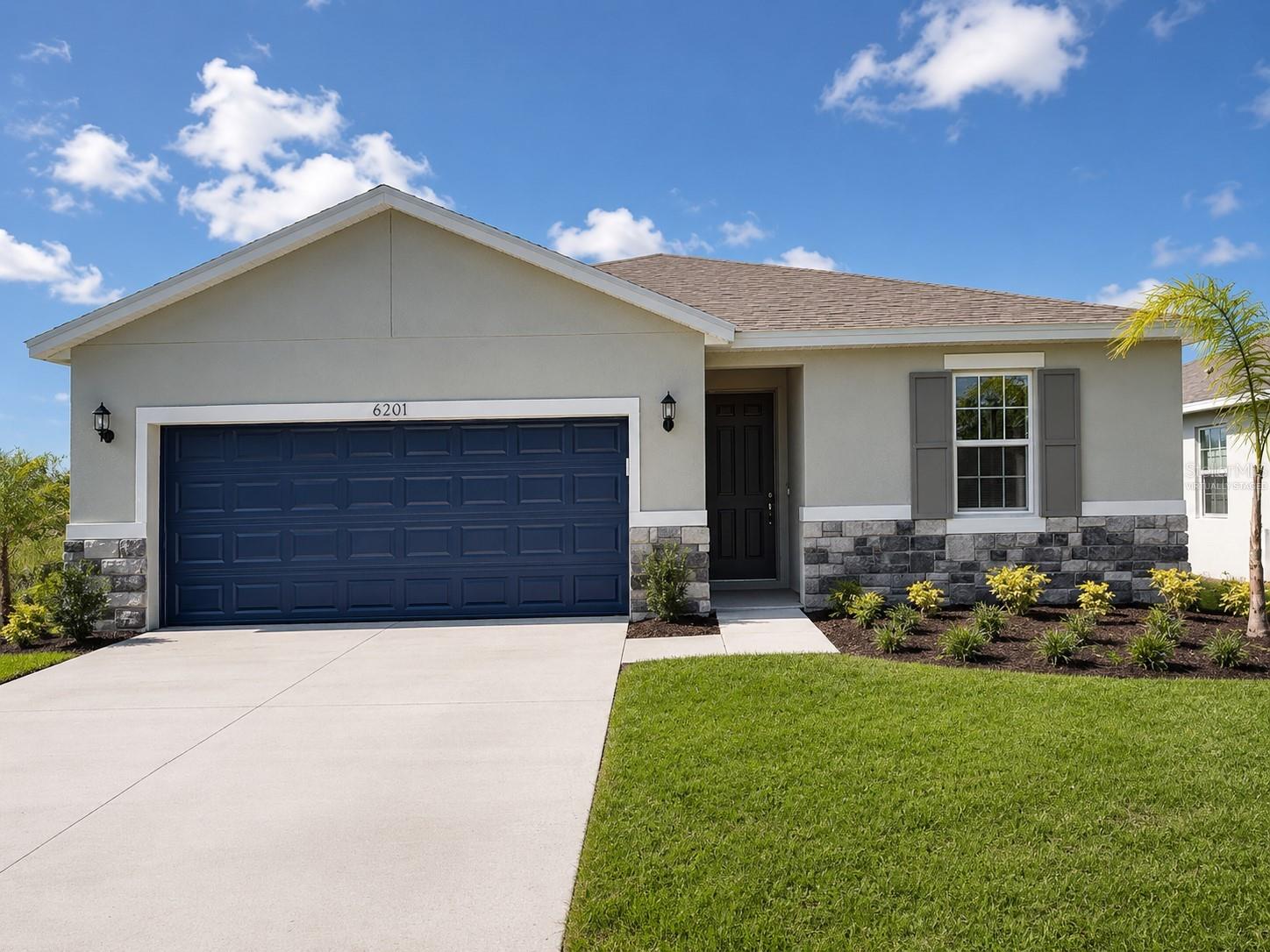 6201 Sanders Grove, Okahumpka, FL 34762