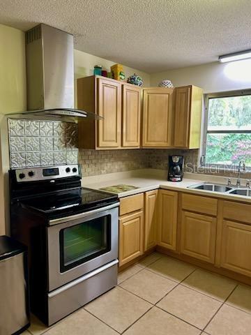 8136 5th, Gainesville, FL 32607