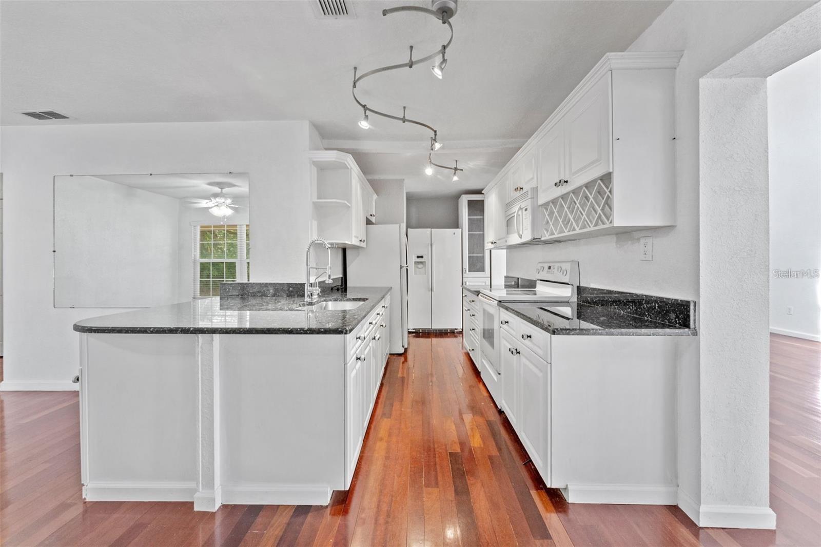 315 Wooten, Lutz, FL 33548