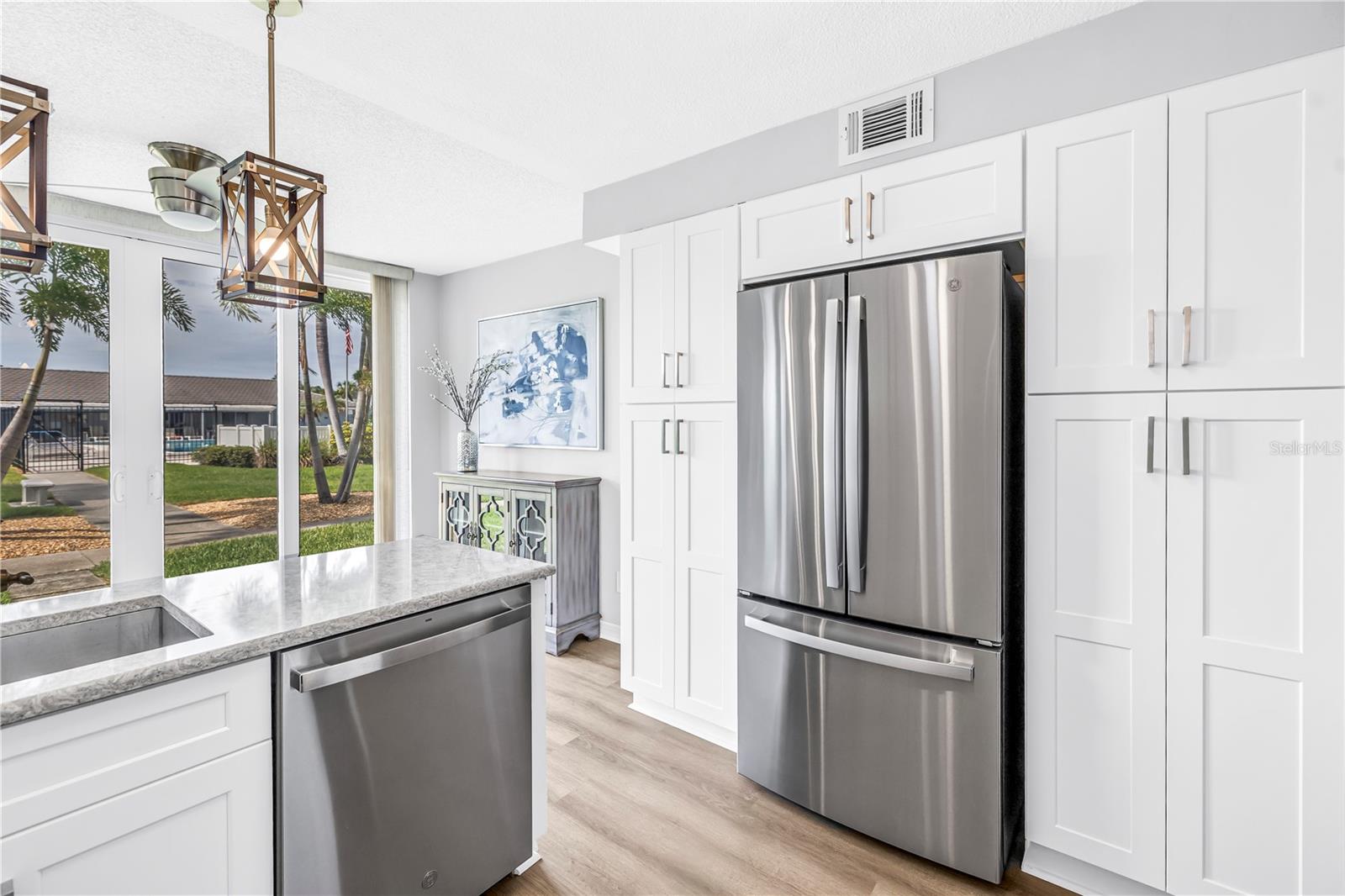 4715 Bay Unit 135, St Petersburg, FL 33703