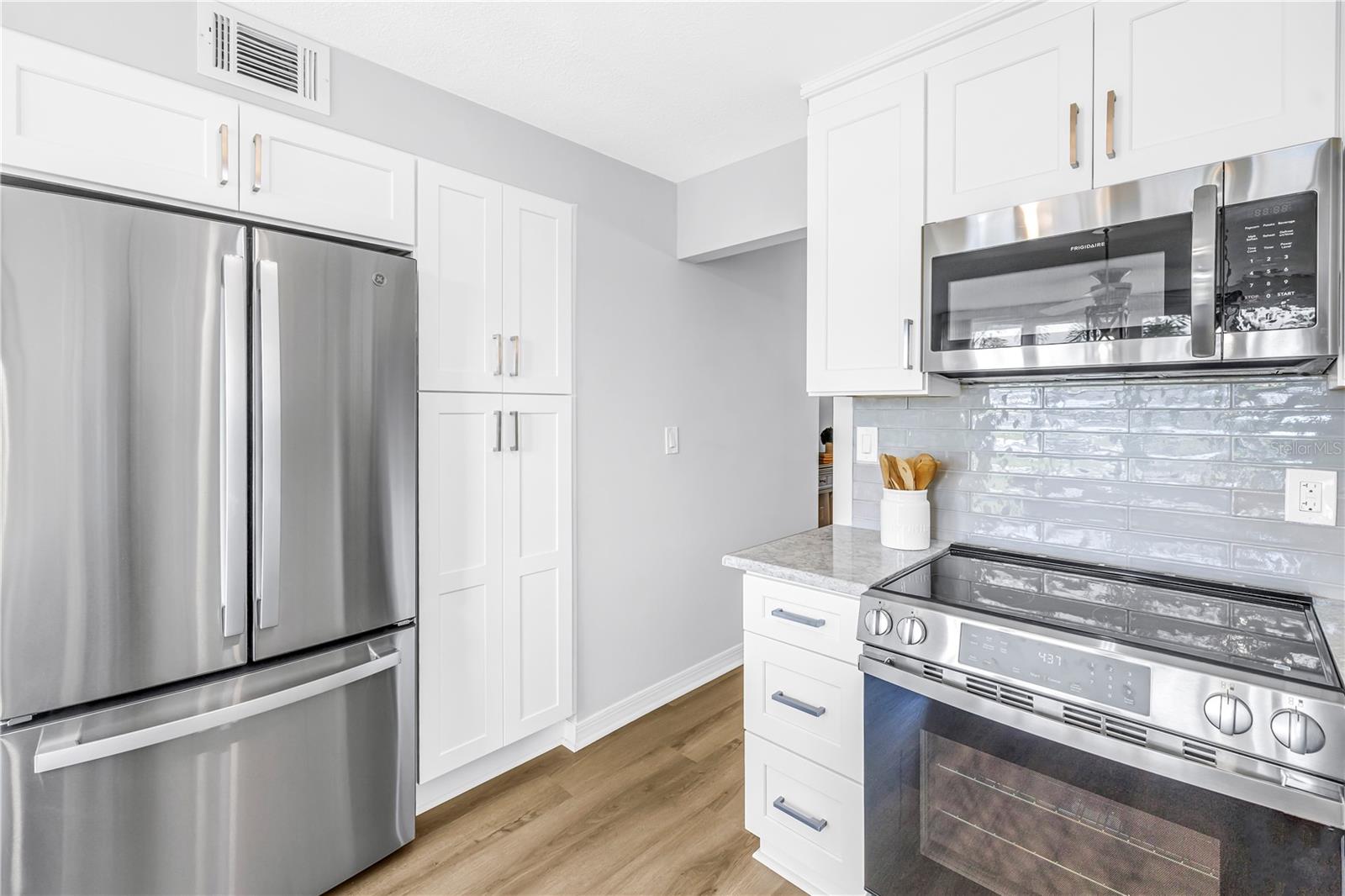 4715 Bay Unit 135, St Petersburg, FL 33703
