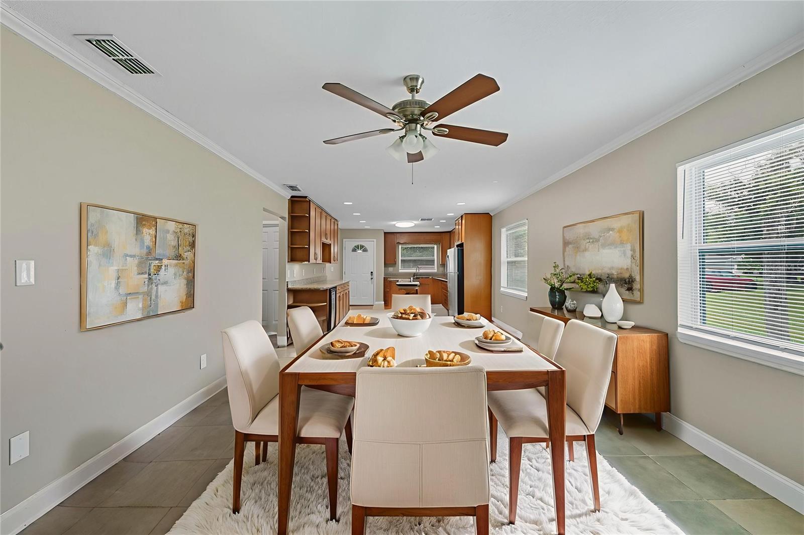 28042 Lois, Tavares, FL 32778