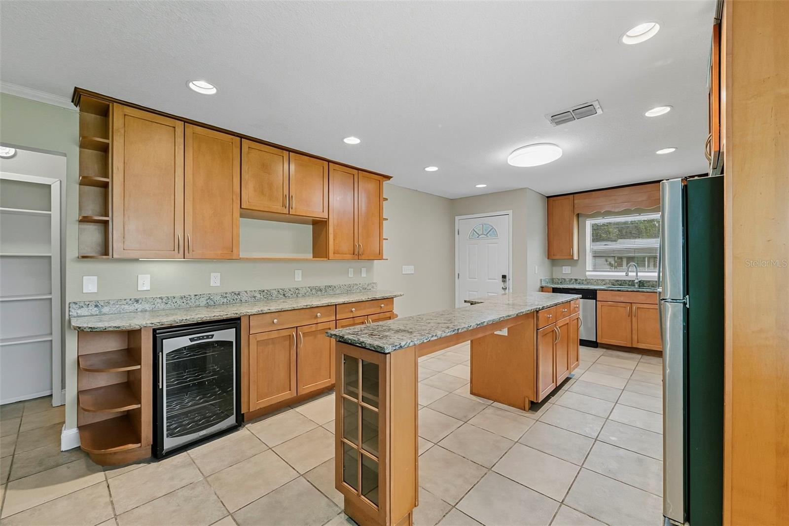 28042 Lois, Tavares, FL 32778