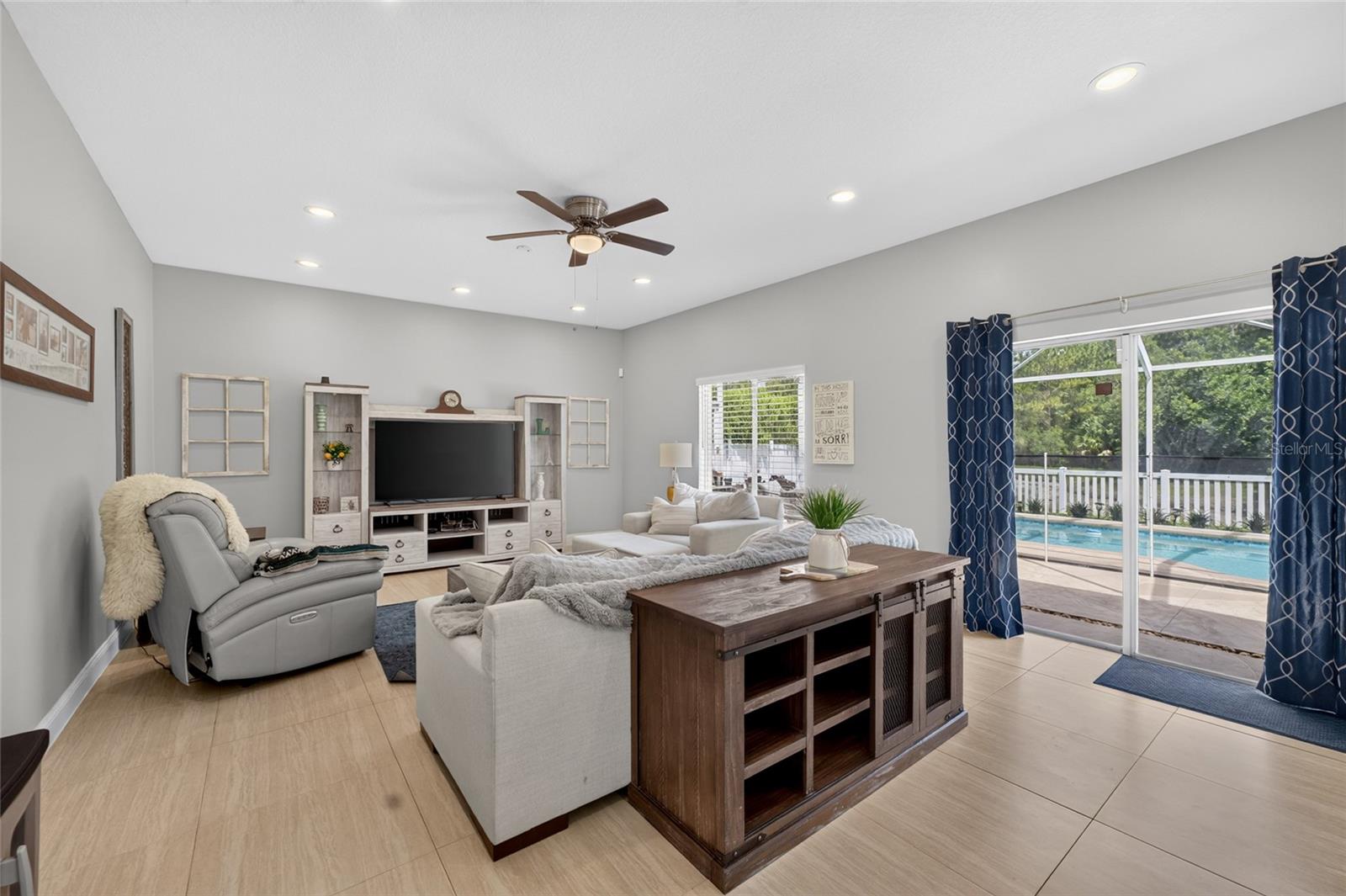 26943 Coral Springs, Wesley Chapel, FL 33544