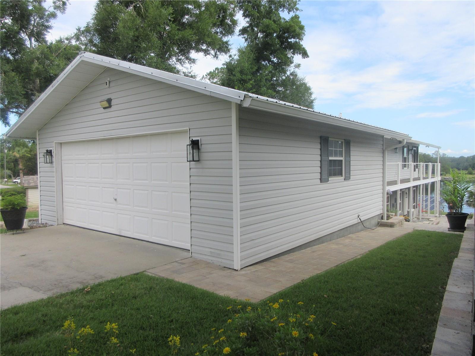 16849 59th, Ocklawaha, FL 32179