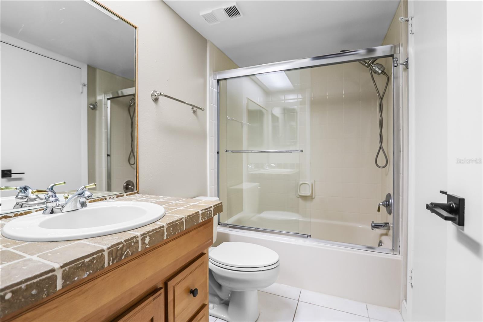 3036 Eastland Unit E104, Clearwater, FL 33761