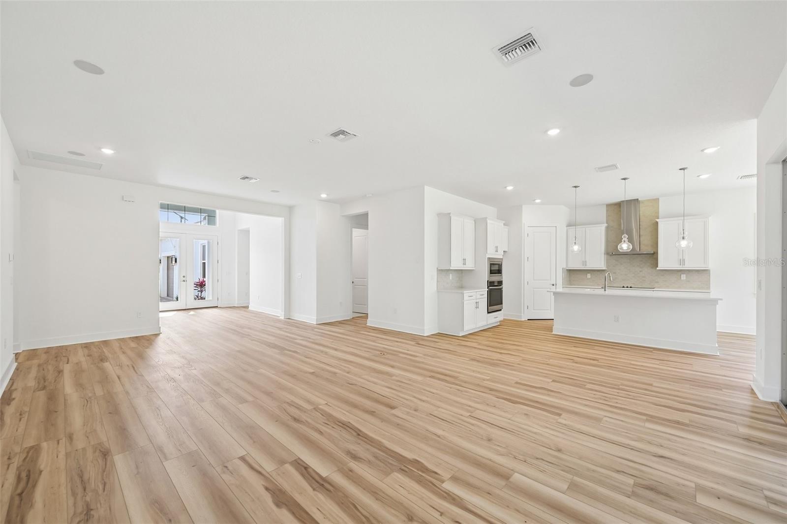12231 White Blossom, Parrish, FL 34219
