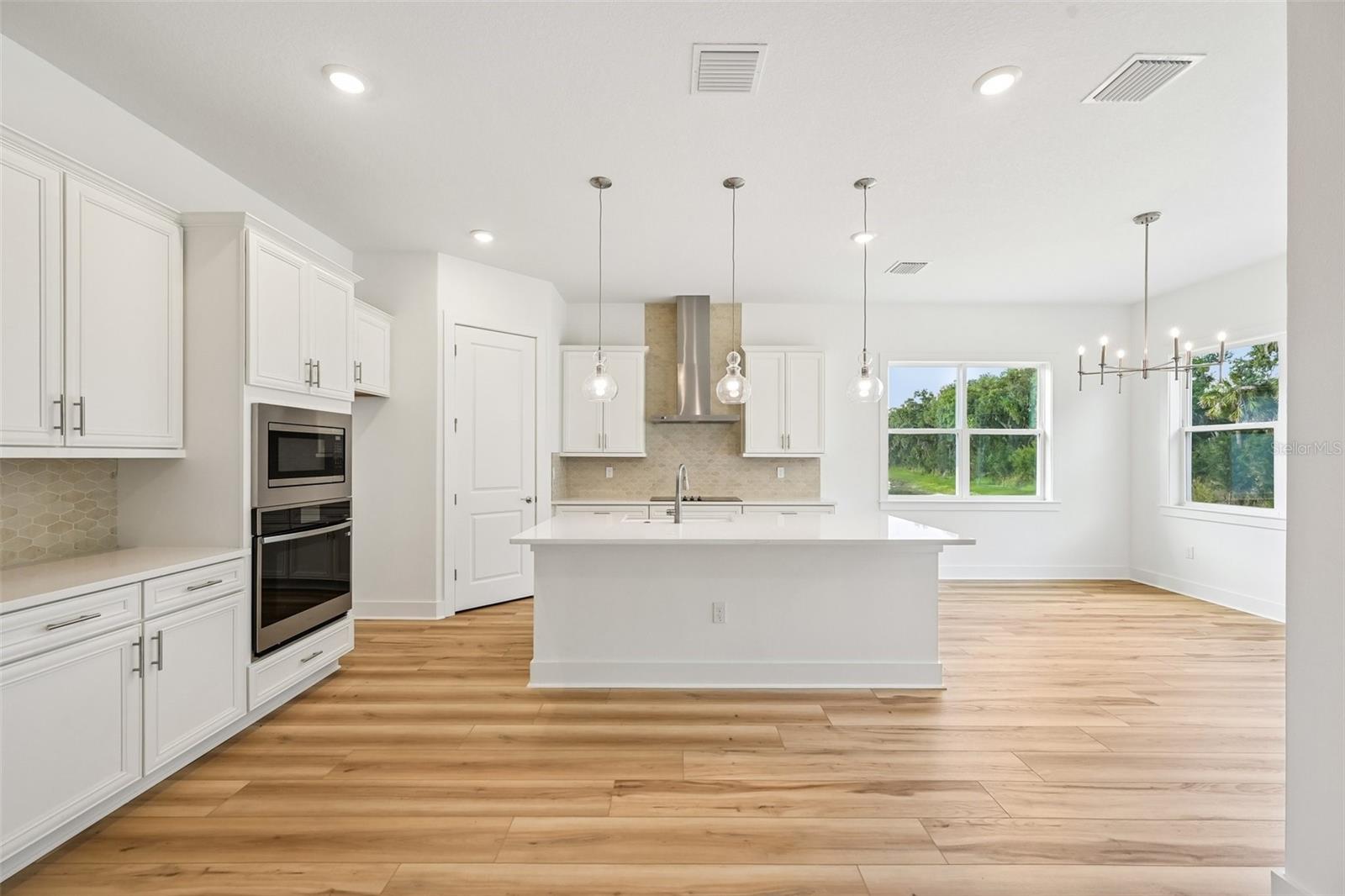 12231 White Blossom, Parrish, FL 34219