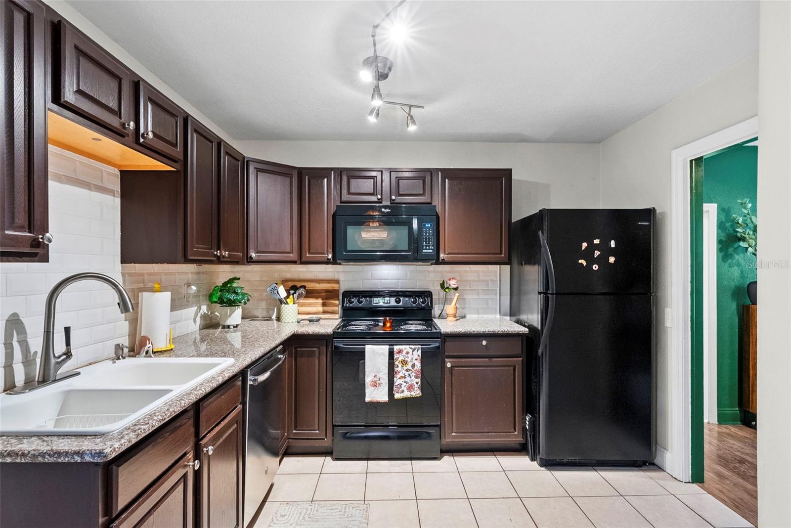 2016 Powhatan, Tampa, FL 33610