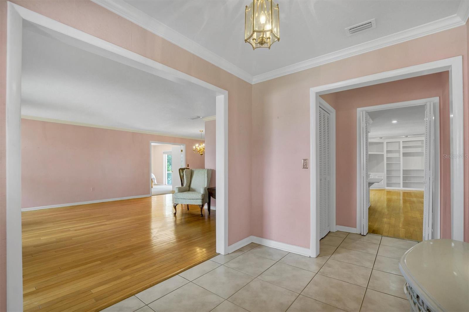 136 Lake Mariam, Winter Haven, FL 33884
