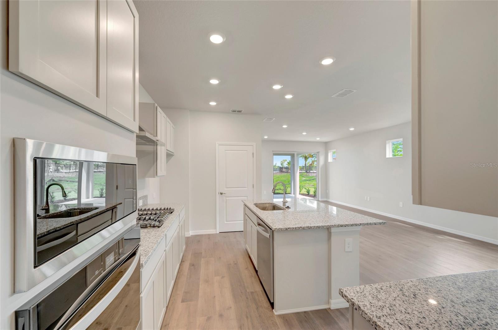 2820 Marrakesh, Sarasota, FL 34234